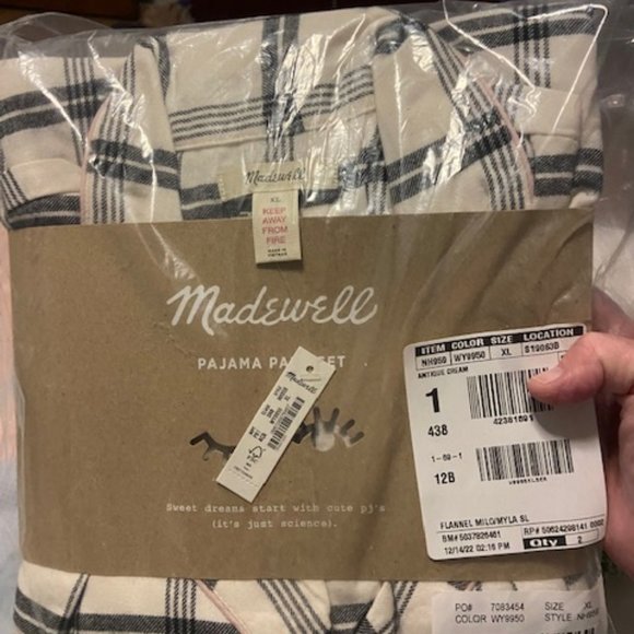 ✨❤️HOST PICK ❤️✨ NWT Madewell Flannel Pajama Set - Picture 2 of 3